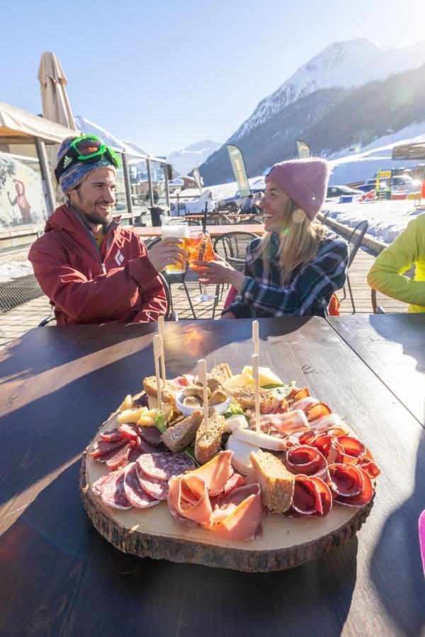 Hotel Alegra Livigno Exterior photo